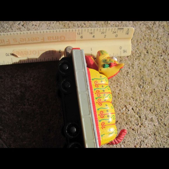 Decorative Yellow Chinese Dragon Magnetic Rolling Train Toy Learning Curve 2003 - Picture 10 of 10